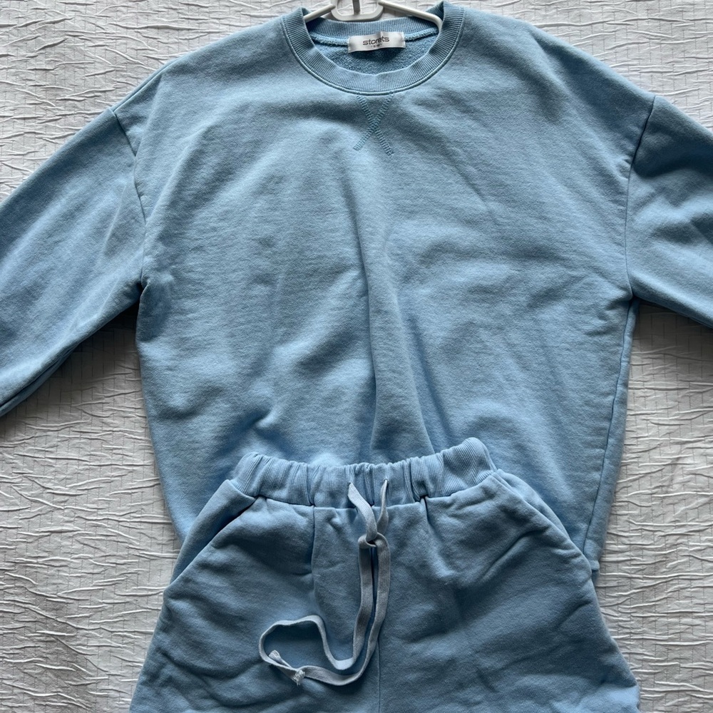 Storets sweatshirt and shorts set